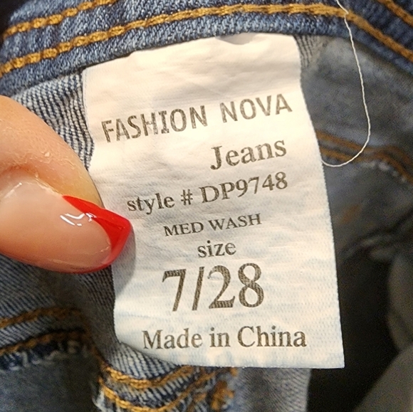 Fashion Nova High-Waisted Skinny Jeans Size 7/28 - Picture 5 of 11